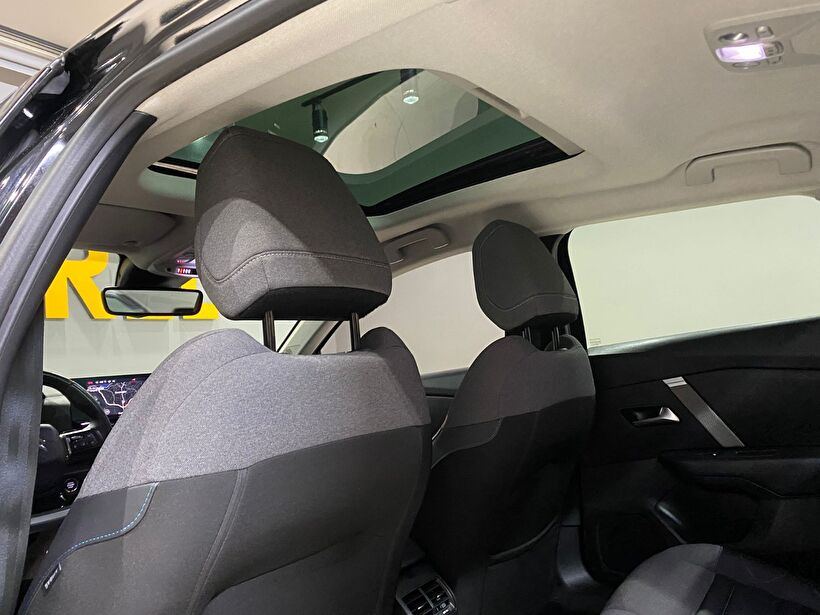 2023 Benzin Otomatik Citroen C4 X Siyah Gürel Tasarım Aksesuar Otomotiv San. Tic. Ltd. Şti.