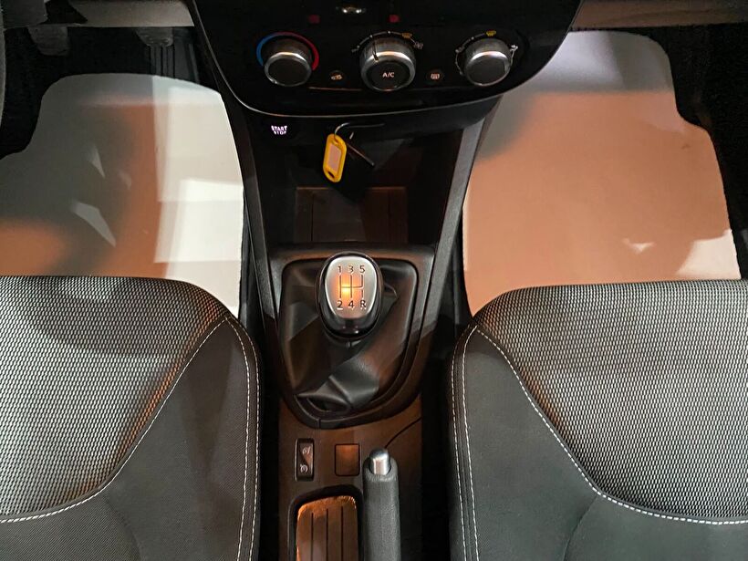 2019 Benzin Manuel Renault Clio Beyaz Gürel Tasarım Aksesuar Otomotiv San. Tic. Ltd. Şti.