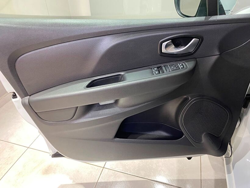 2019 Benzin Manuel Renault Clio Beyaz Gürel Tasarım Aksesuar Otomotiv San. Tic. Ltd. Şti.