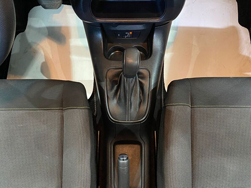 2024 Benzin Otomatik Citroen C3 Gri Gürel Tasarım Aksesuar Otomotiv San. Tic. Ltd. Şti.