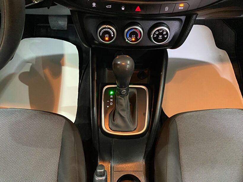 2023 Dizel Otomatik Fiat Egea Kırmızı Gürel Tasarım Aksesuar Otomotiv San. Tic. Ltd. Şti.