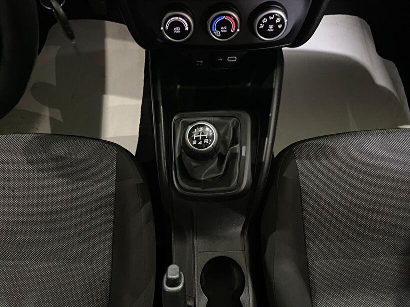 2022 Dizel Manuel Fiat Egea Beyaz Gürel Tasarım Aksesuar Otomotiv San. Tic. Ltd. Şti.