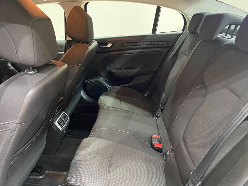 2023 Benzin Otomatik Renault Megane Gri Gürel Tasarım Aksesuar Otomotiv San. Tic. Ltd. Şti.