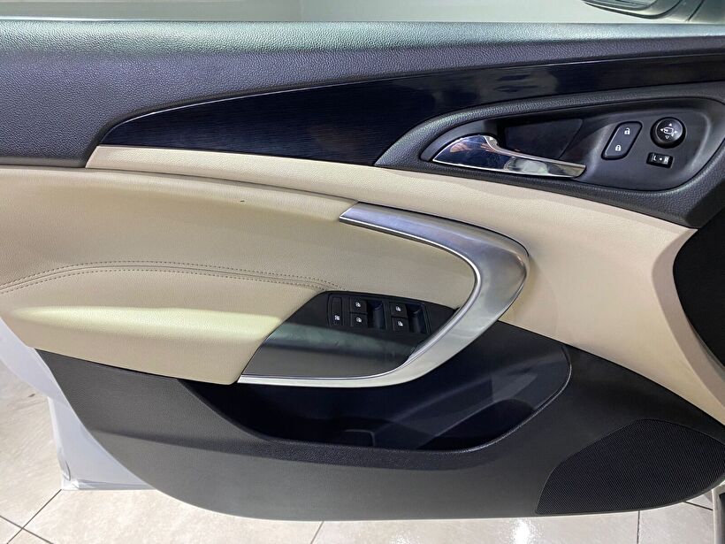 2015 Dizel Otomatik Opel Insignia Beyaz Gürel Tasarım Aksesuar Otomotiv San. Tic. Ltd. Şti.