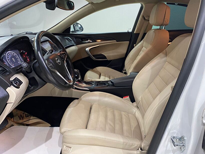 2015 Dizel Otomatik Opel Insignia Beyaz Gürel Tasarım Aksesuar Otomotiv San. Tic. Ltd. Şti.