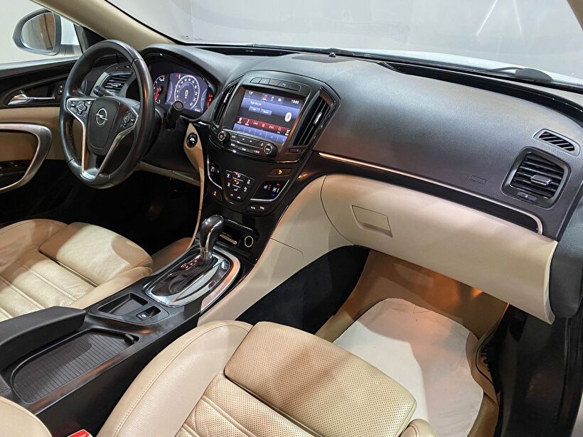 2015 Dizel Otomatik Opel Insignia Beyaz Gürel Tasarım Aksesuar Otomotiv San. Tic. Ltd. Şti.