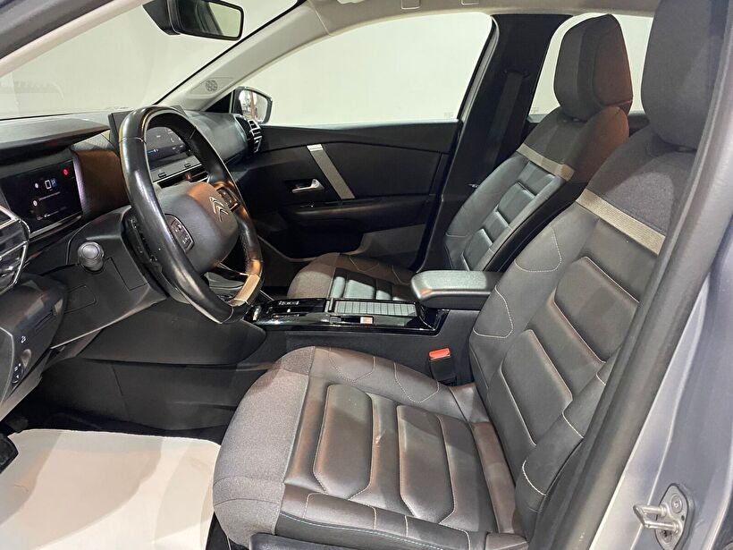 2023 Benzin Otomatik Citroen C4 X Gümüş Gri Gürel Tasarım Aksesuar Otomotiv San. Tic. Ltd. Şti.