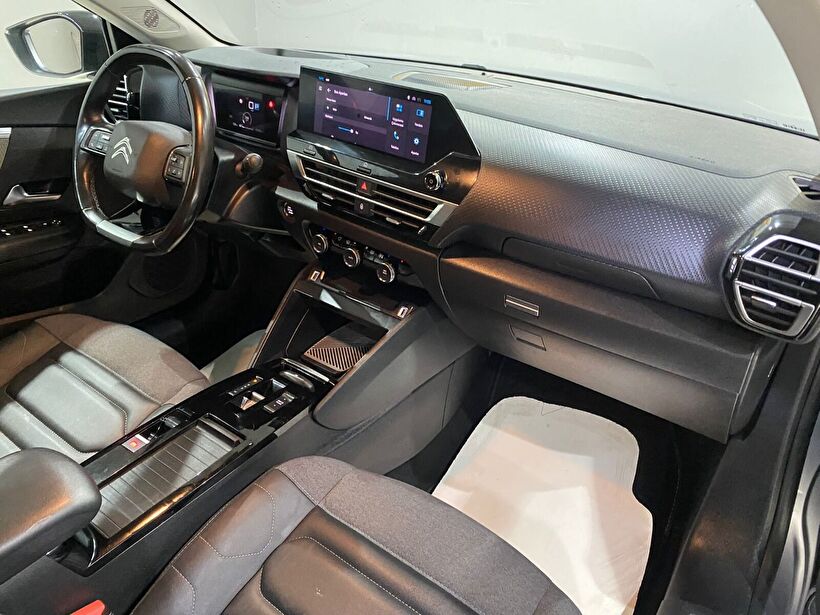 2023 Benzin Otomatik Citroen C4 X Gümüş Gri Gürel Tasarım Aksesuar Otomotiv San. Tic. Ltd. Şti.
