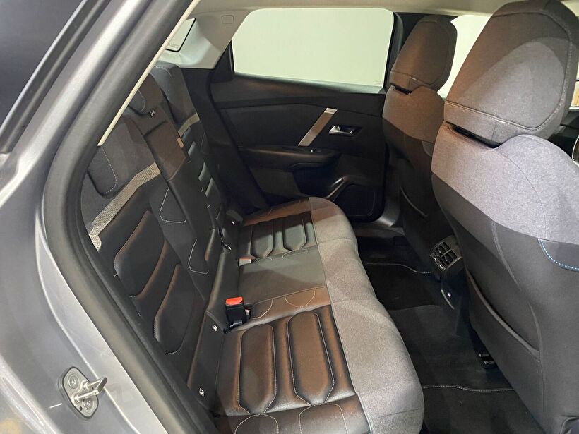 2023 Benzin Otomatik Citroen C4 X Gümüş Gri Gürel Tasarım Aksesuar Otomotiv San. Tic. Ltd. Şti.