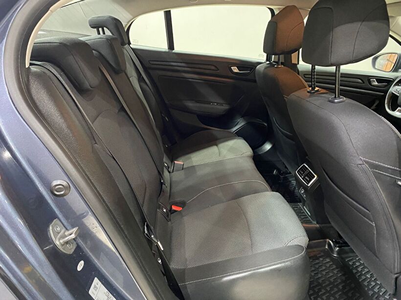 2024 Benzin Otomatik Renault Megane Gri Gürel Tasarım Aksesuar Otomotiv San. Tic. Ltd. Şti.
