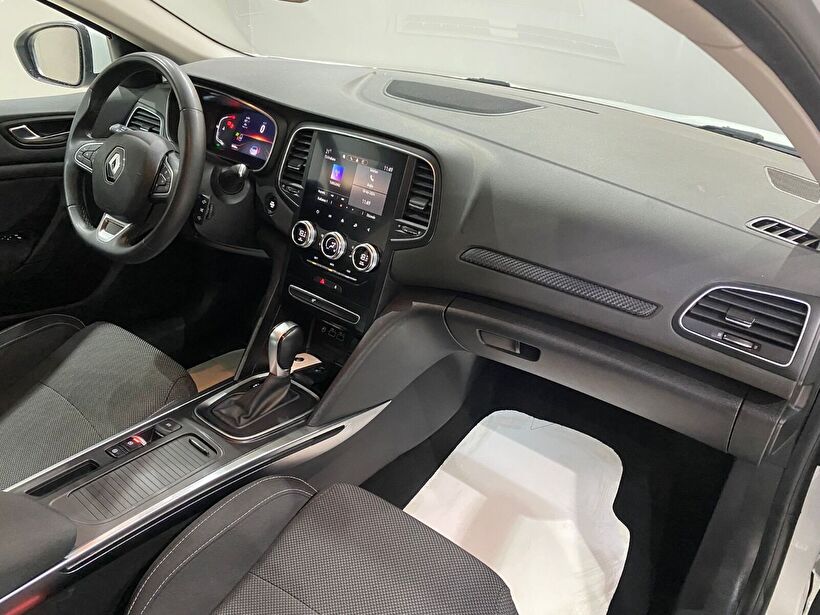 2023 Benzin Otomatik Renault Megane Beyaz Gürel Tasarım Aksesuar Otomotiv San. Tic. Ltd. Şti.