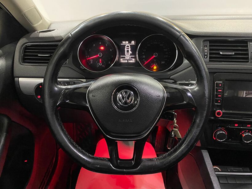 2015 Benzin Manuel Volkswagen Jetta Mavi Gürel Tasarım Aksesuar Otomotiv San. Tic. Ltd. Şti.