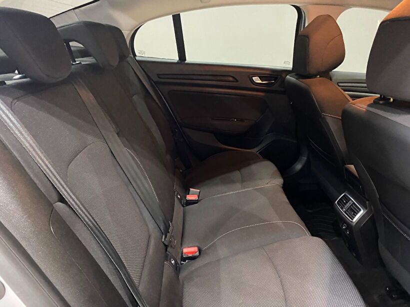 2023 Benzin Otomatik Renault Megane Gri Gürel Tasarım Aksesuar Otomotiv San. Tic. Ltd. Şti.