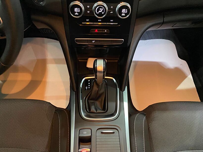 2023 Benzin Otomatik Renault Megane Gri Gürel Tasarım Aksesuar Otomotiv San. Tic. Ltd. Şti.