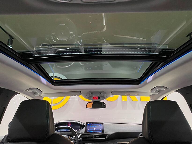 2022 Dizel Otomatik Peugeot 3008 Kırmızı Gürel Tasarım Aksesuar Otomotiv San. Tic. Ltd. Şti.