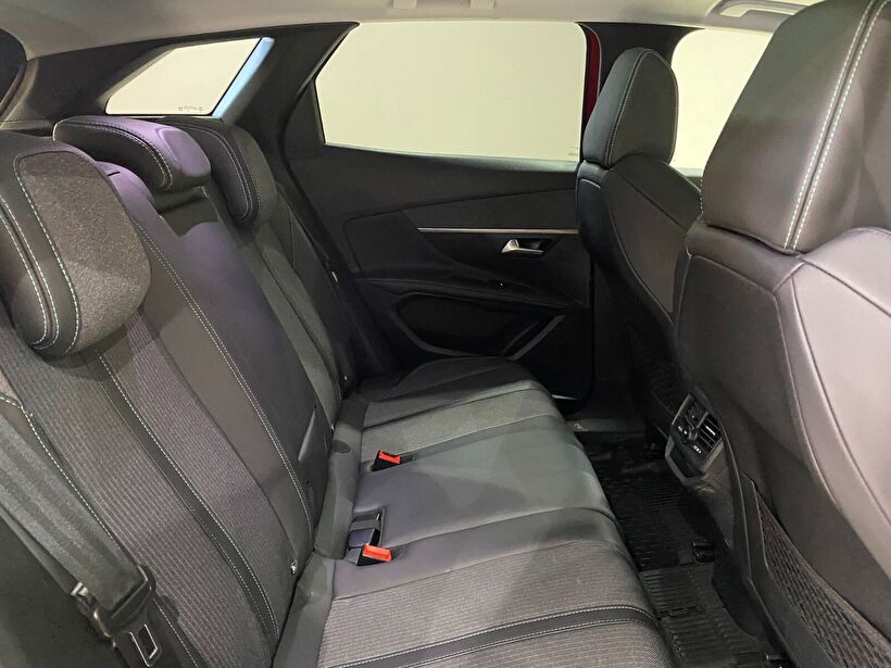 2022 Dizel Otomatik Peugeot 3008 Kırmızı Gürel Tasarım Aksesuar Otomotiv San. Tic. Ltd. Şti.