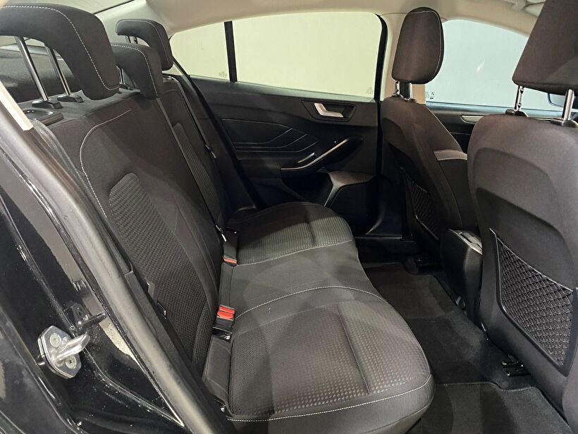 2024 Dizel Otomatik Ford Focus Siyah Gürel Tasarım Aksesuar Otomotiv San. Tic. Ltd. Şti.