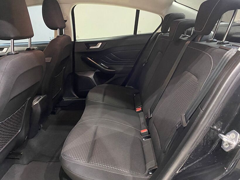 2024 Dizel Otomatik Ford Focus Siyah Gürel Tasarım Aksesuar Otomotiv San. Tic. Ltd. Şti.