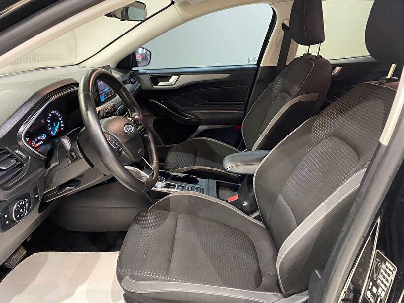 2024 Dizel Otomatik Ford Focus Siyah Gürel Tasarım Aksesuar Otomotiv San. Tic. Ltd. Şti.