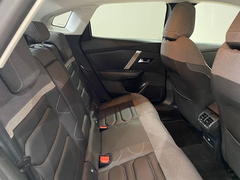 2024 Benzin Otomatik Citroen C4 X Gri Gürel Tasarım Aksesuar Otomotiv San. Tic. Ltd. Şti.