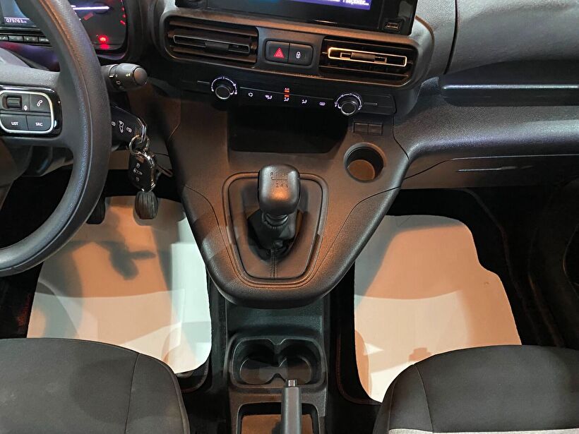 2022 Dizel Manuel Citroen Berlingo Gümüş Gri Gürel Tasarım Aksesuar Otomotiv San. Tic. Ltd. Şti.