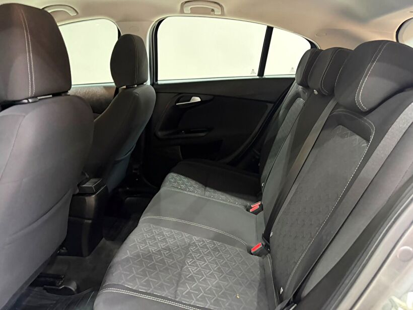 2022 Benzin Manuel Fiat Egea Cross Gri Gürel Tasarım Aksesuar Otomotiv San. Tic. Ltd. Şti.