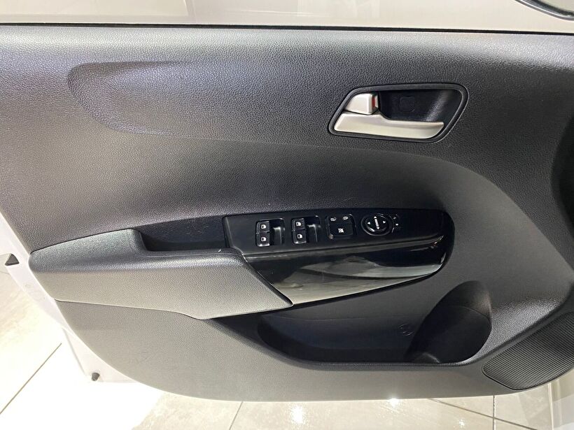 2023 Benzin Otomatik Kia Picanto Beyaz Gürel Tasarım Aksesuar Otomotiv San. Tic. Ltd. Şti.