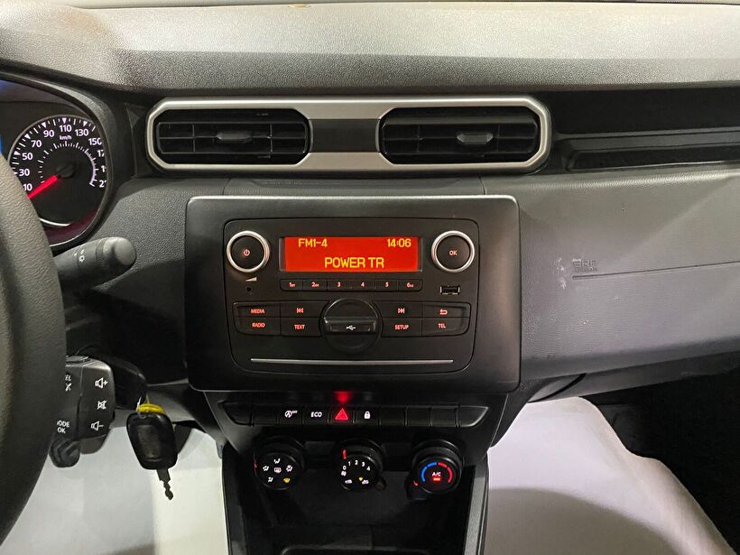 2022 Benzin Manuel Dacia Duster Gri Gürel Tasarım Aksesuar Otomotiv San. Tic. Ltd. Şti.