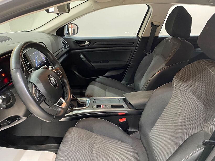 2024 Benzin Otomatik Renault Megane Beyaz Gürel Tasarım Aksesuar Otomotiv San. Tic. Ltd. Şti.