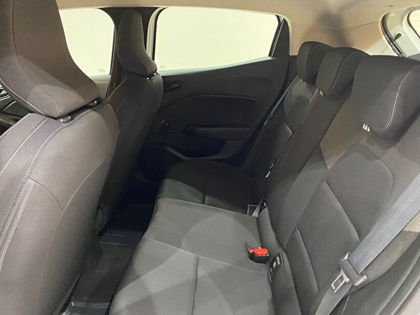 2021 Benzin Otomatik Renault Clio Beyaz Gürel Tasarım Aksesuar Otomotiv San. Tic. Ltd. Şti.