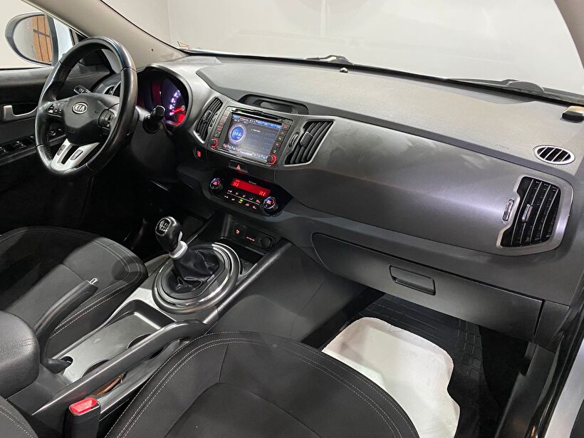 2012 Benzin Manuel Kia Sportage Beyaz Gürel Tasarım Aksesuar Otomotiv San. Tic. Ltd. Şti.