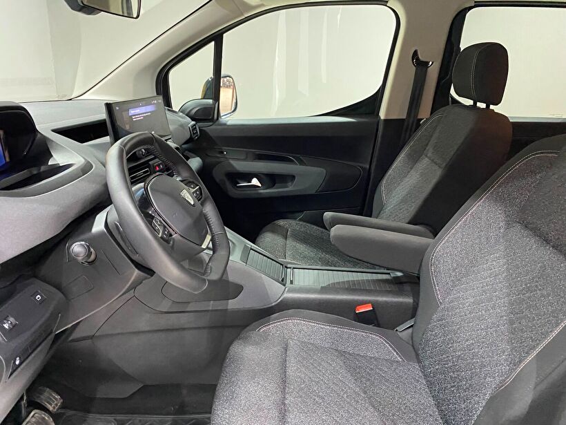 2026 Dizel Otomatik Peugeot Rifter Beyaz Gürel Tasarım Aksesuar Otomotiv San. Tic. Ltd. Şti.