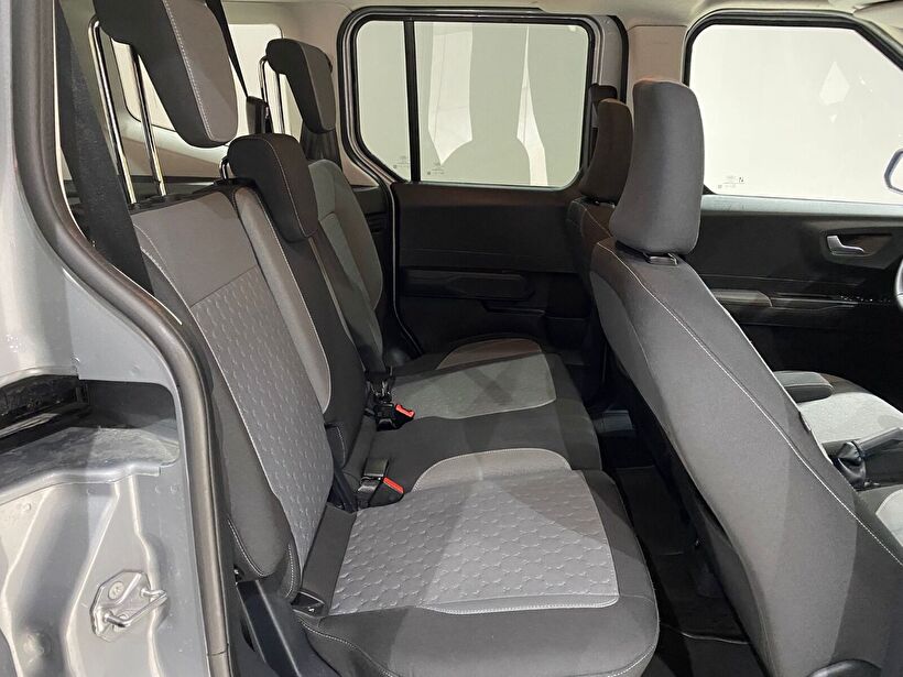 2025 Benzin Otomatik Ford Tourneo Courier Gri Gürel Tasarım Aksesuar Otomotiv San. Tic. Ltd. Şti.