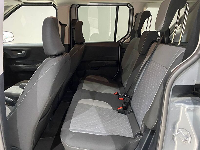2025 Benzin Otomatik Ford Tourneo Courier Gri Gürel Tasarım Aksesuar Otomotiv San. Tic. Ltd. Şti.