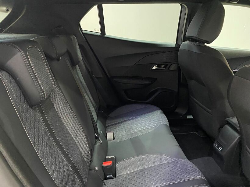 2025 Benzin Otomatik Peugeot 2008 Gri Gürel Tasarım Aksesuar Otomotiv San. Tic. Ltd. Şti.