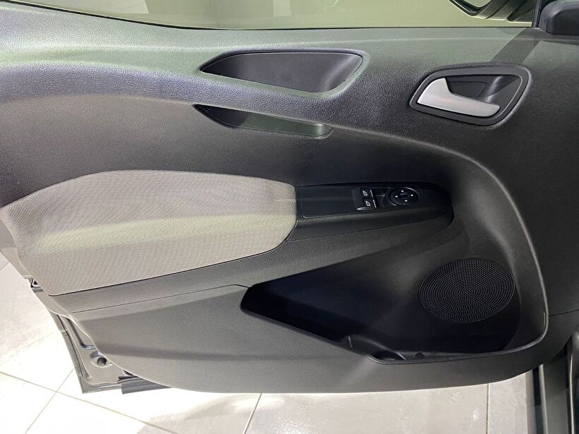 2023 Benzin Manuel Ford Tourneo Courier Gri Gürel Tasarım Aksesuar Otomotiv San. Tic. Ltd. Şti.