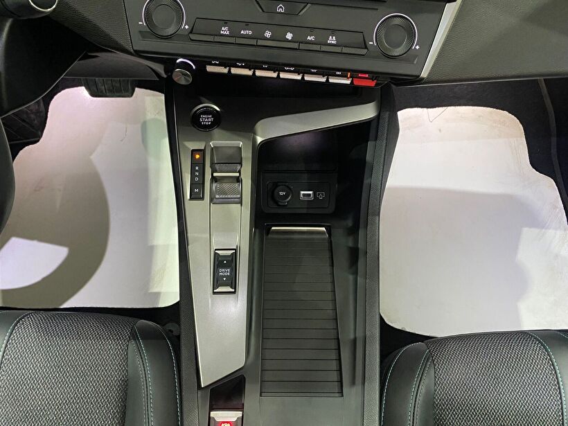 2025 Benzin Otomatik Peugeot 408 Beyaz Gürel Tasarım Aksesuar Otomotiv San. Tic. Ltd. Şti.