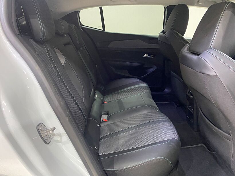 2025 Benzin Otomatik Peugeot 408 Beyaz Gürel Tasarım Aksesuar Otomotiv San. Tic. Ltd. Şti.