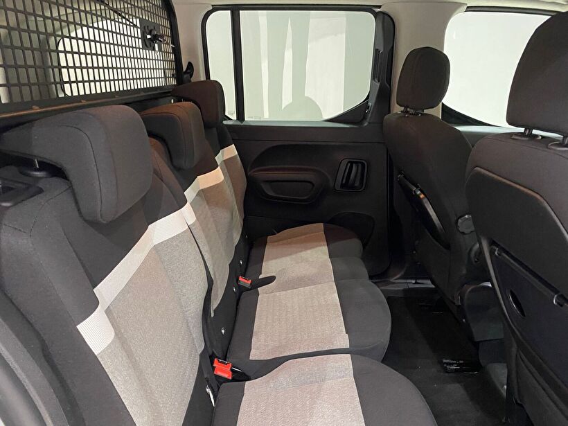 2026 Dizel Otomatik Citroen Berlingo Beyaz Gürel Tasarım Aksesuar Otomotiv San. Tic. Ltd. Şti.