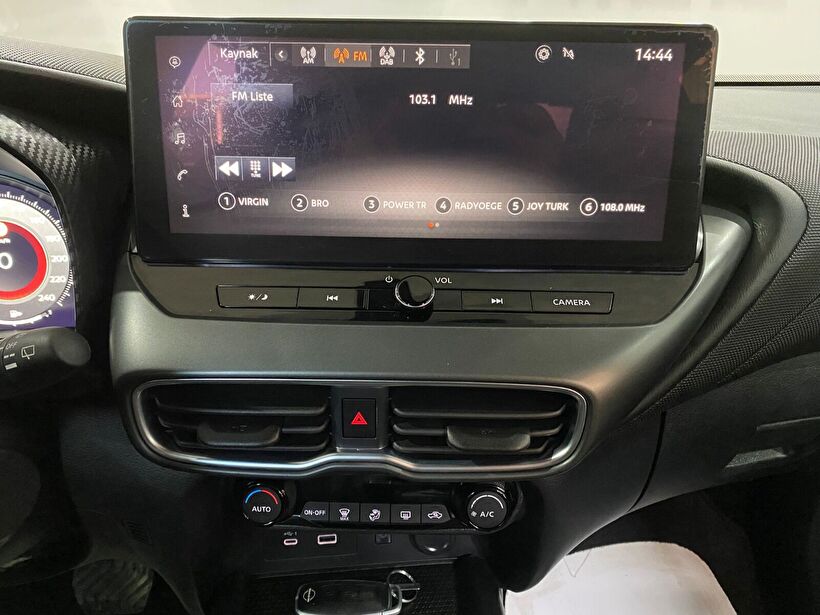 2025 Benzin Otomatik Nissan Juke Gri Gürel Tasarım Aksesuar Otomotiv San. Tic. Ltd. Şti.