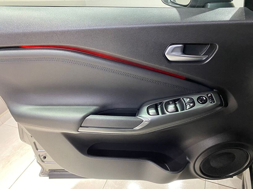 2025 Benzin Otomatik Nissan Juke Gri Gürel Tasarım Aksesuar Otomotiv San. Tic. Ltd. Şti.