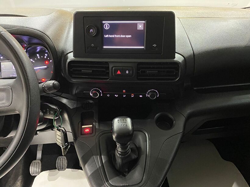 2023 Dizel Manuel Fiat Doblo Cargo Beyaz Gürel Tasarım Aksesuar Otomotiv San. Tic. Ltd. Şti.
