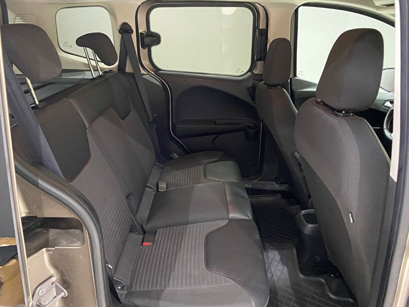2023 Benzin Manuel Ford Tourneo Courier Gri Gürel Tasarım Aksesuar Otomotiv San. Tic. Ltd. Şti.