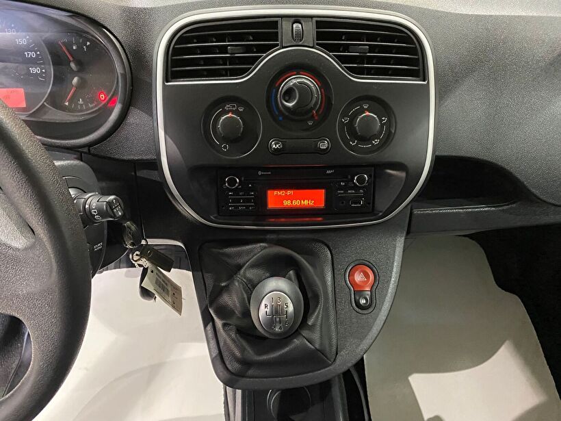 2019 Dizel Manuel Renault Kangoo Express Beyaz Gürel Tasarım Aksesuar Otomotiv San. Tic. Ltd. Şti.