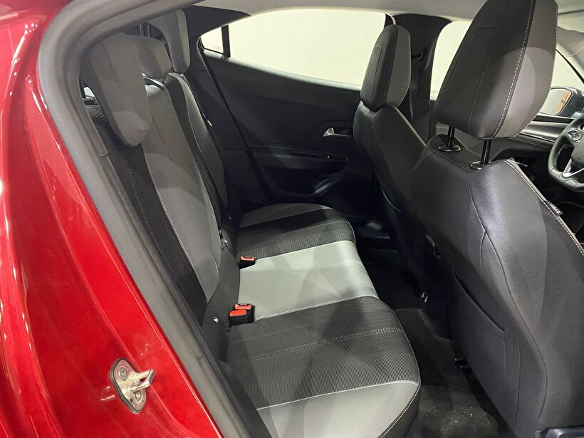 2024 Benzin Otomatik Opel Mokka Kırmızı Gürel Tasarım Aksesuar Otomotiv San. Tic. Ltd. Şti.