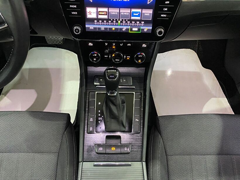 2023 Benzin Otomatik Skoda Superb Gri Gürel Tasarım Aksesuar Otomotiv San. Tic. Ltd. Şti.