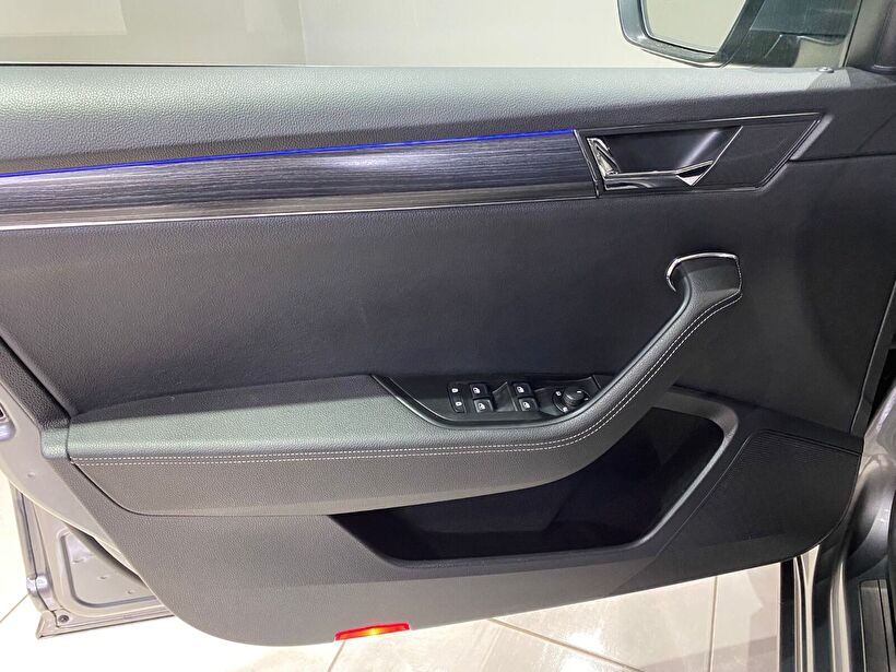 2023 Benzin Otomatik Skoda Superb Gri Gürel Tasarım Aksesuar Otomotiv San. Tic. Ltd. Şti.