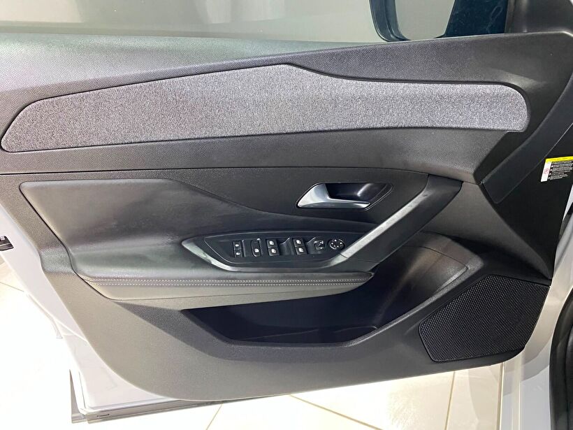 2024 Benzin Otomatik Peugeot 408 Beyaz Gürel Tasarım Aksesuar Otomotiv San. Tic. Ltd. Şti.