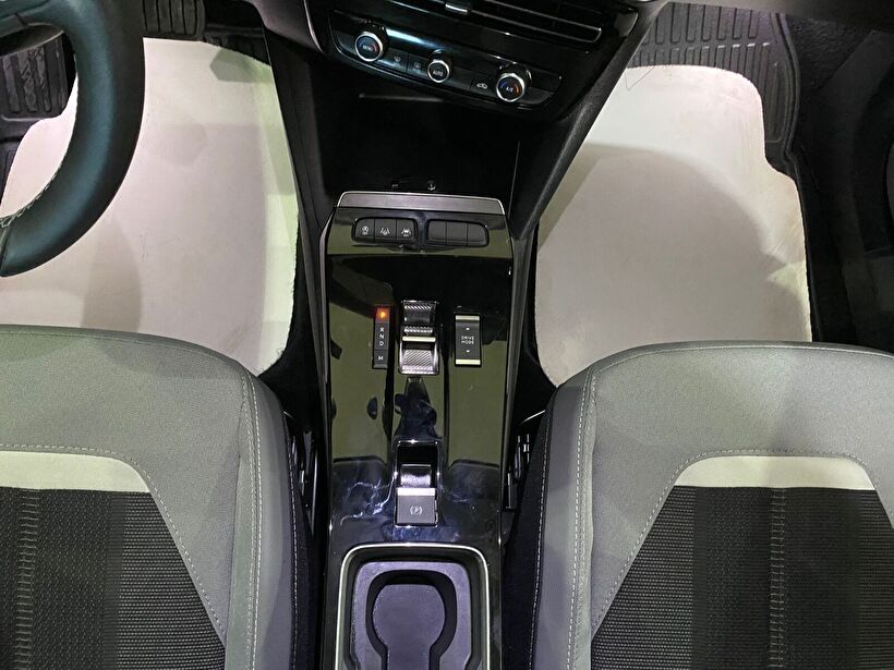 2024 Benzin Otomatik Opel Mokka Beyaz Gürel Tasarım Aksesuar Otomotiv San. Tic. Ltd. Şti.