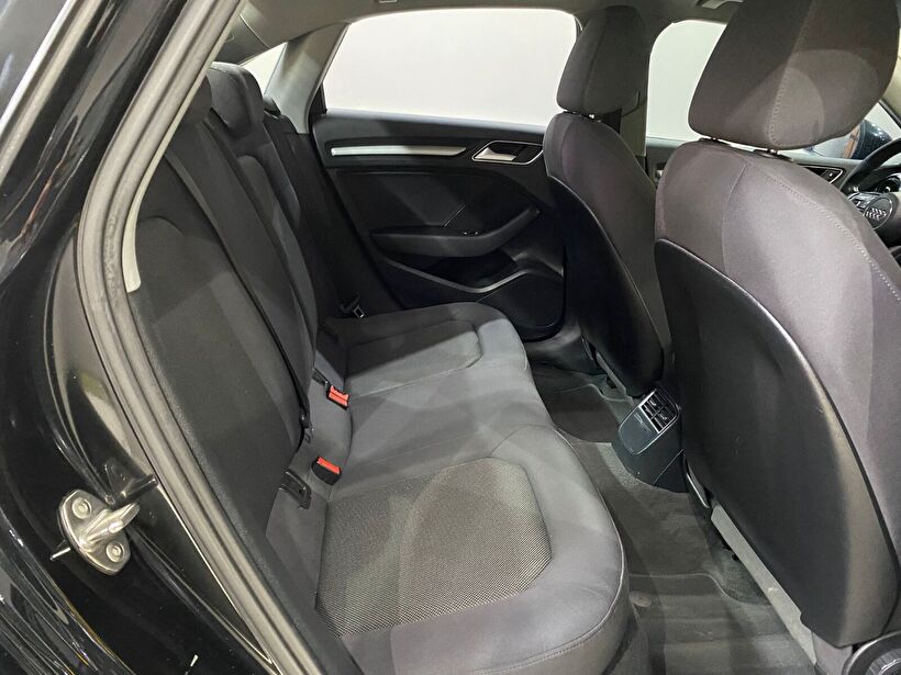 2020 Benzin Otomatik Audi A3 Siyah Gürel Tasarım Aksesuar Otomotiv San. Tic. Ltd. Şti.